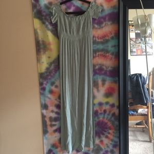 Size M, Forever 21 Off the Shoulder Maxi Dress